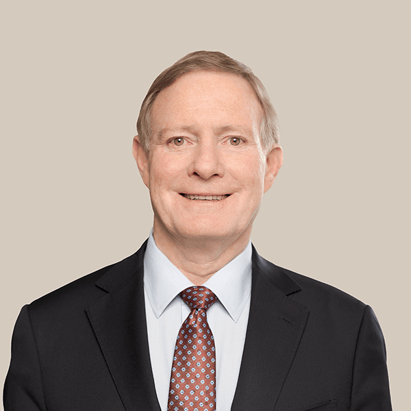 
					<strong>Уолтон Кристофер Джон</strong><!-- Уолтон Кристофер Джон -->